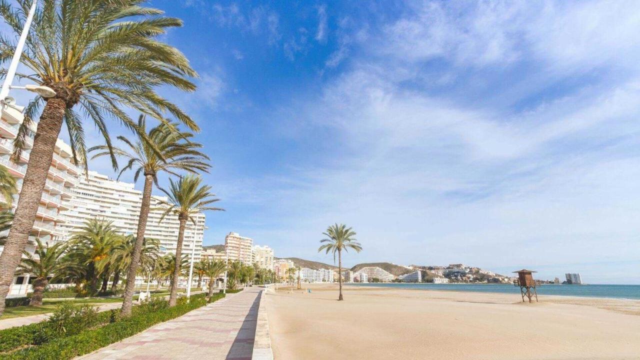 Nuevo, Con Vistas Laterales Al Mar Y A 60 Metros De La Playa